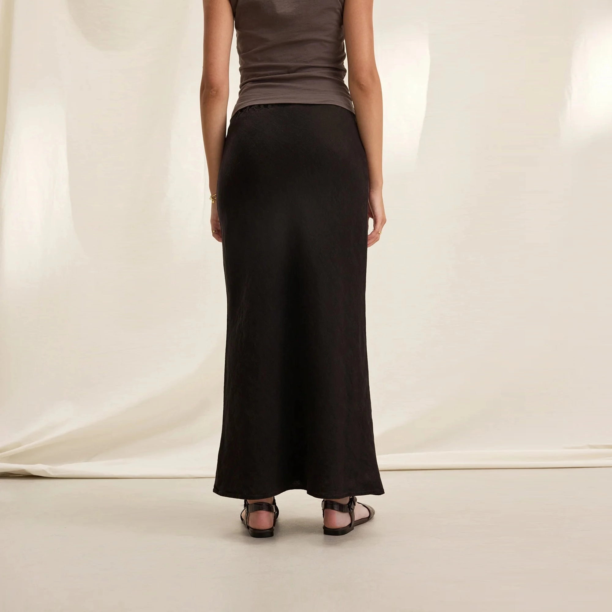 Beka Heavy Linen Skirt (Black)