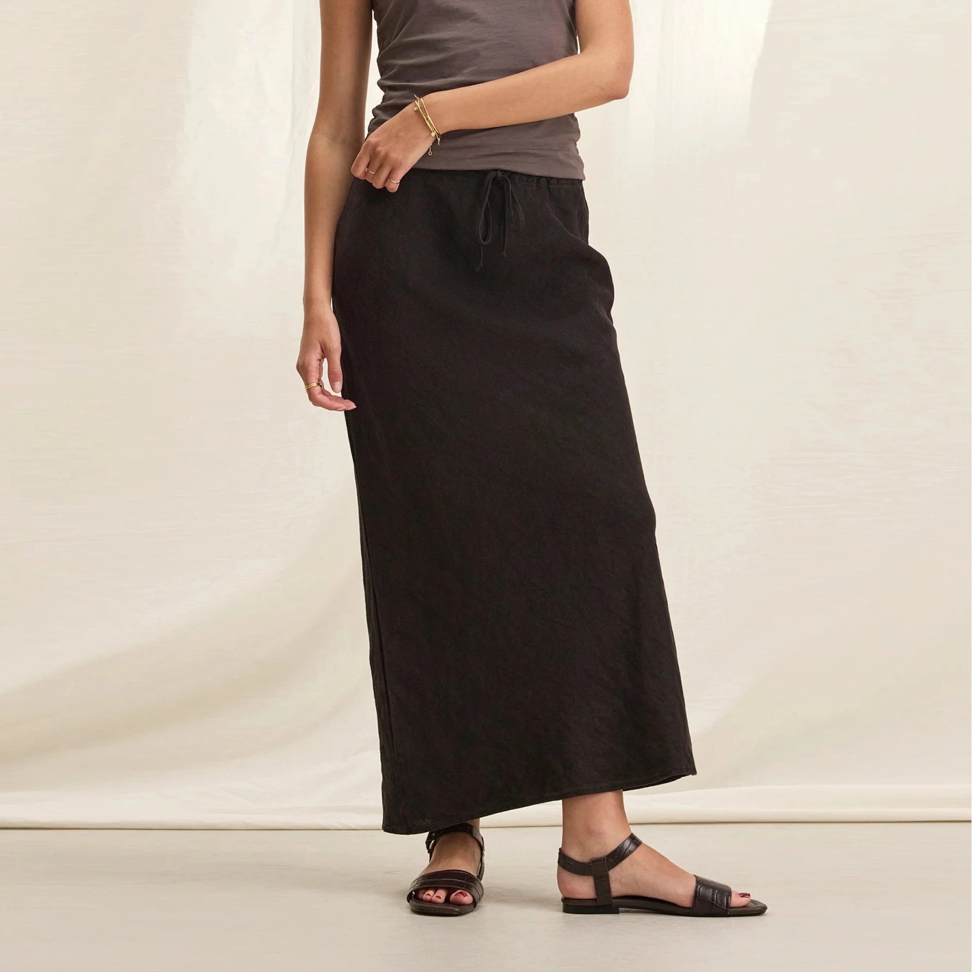 Beka Heavy Linen Skirt (Black)