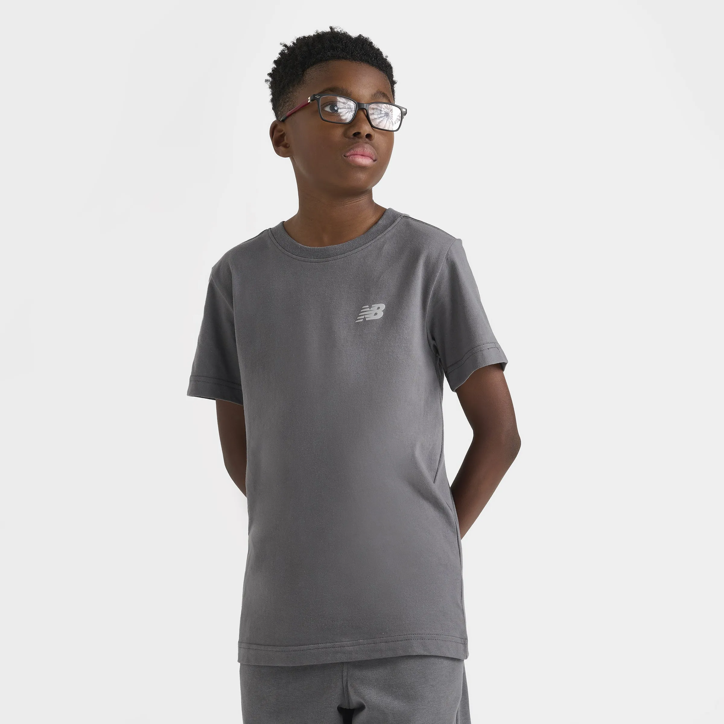 New Balance Junior Boys' Linear Logo Back Hit Tee / Castle Rock