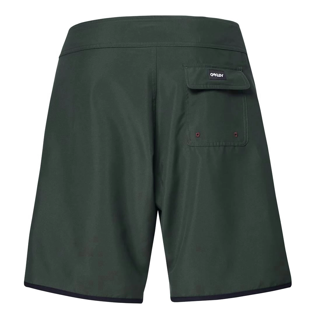 Oakley - Men's Solid Crest 19 Board Shorts (FOA401811 86L)