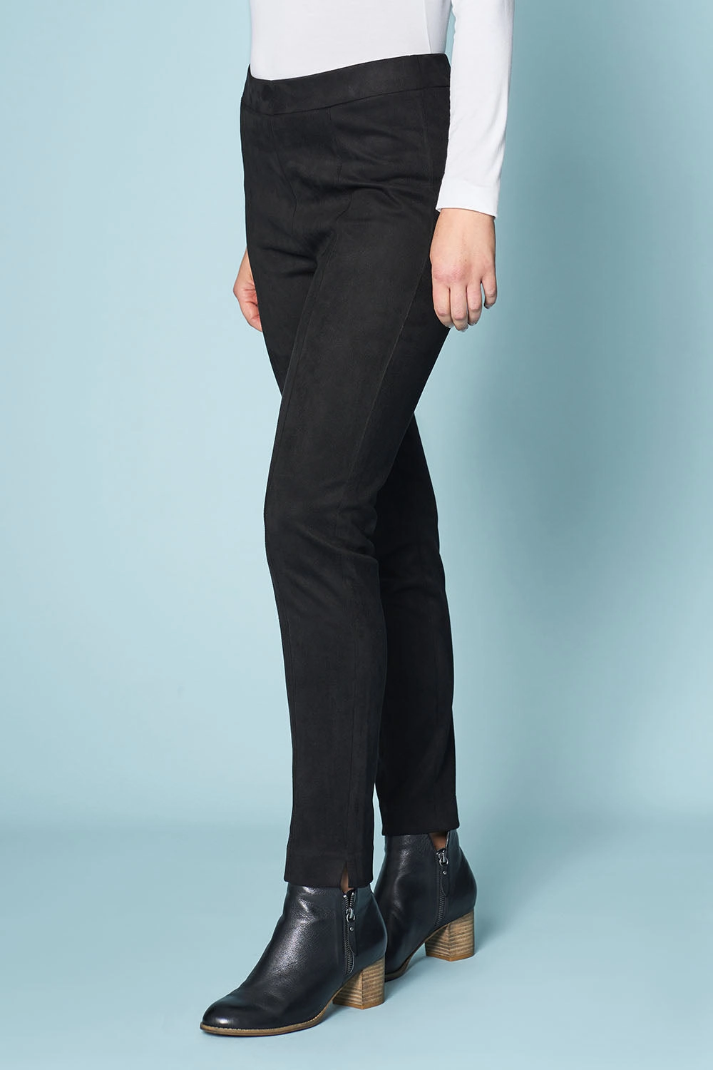 Pintuck Slim Leg Pant - Black