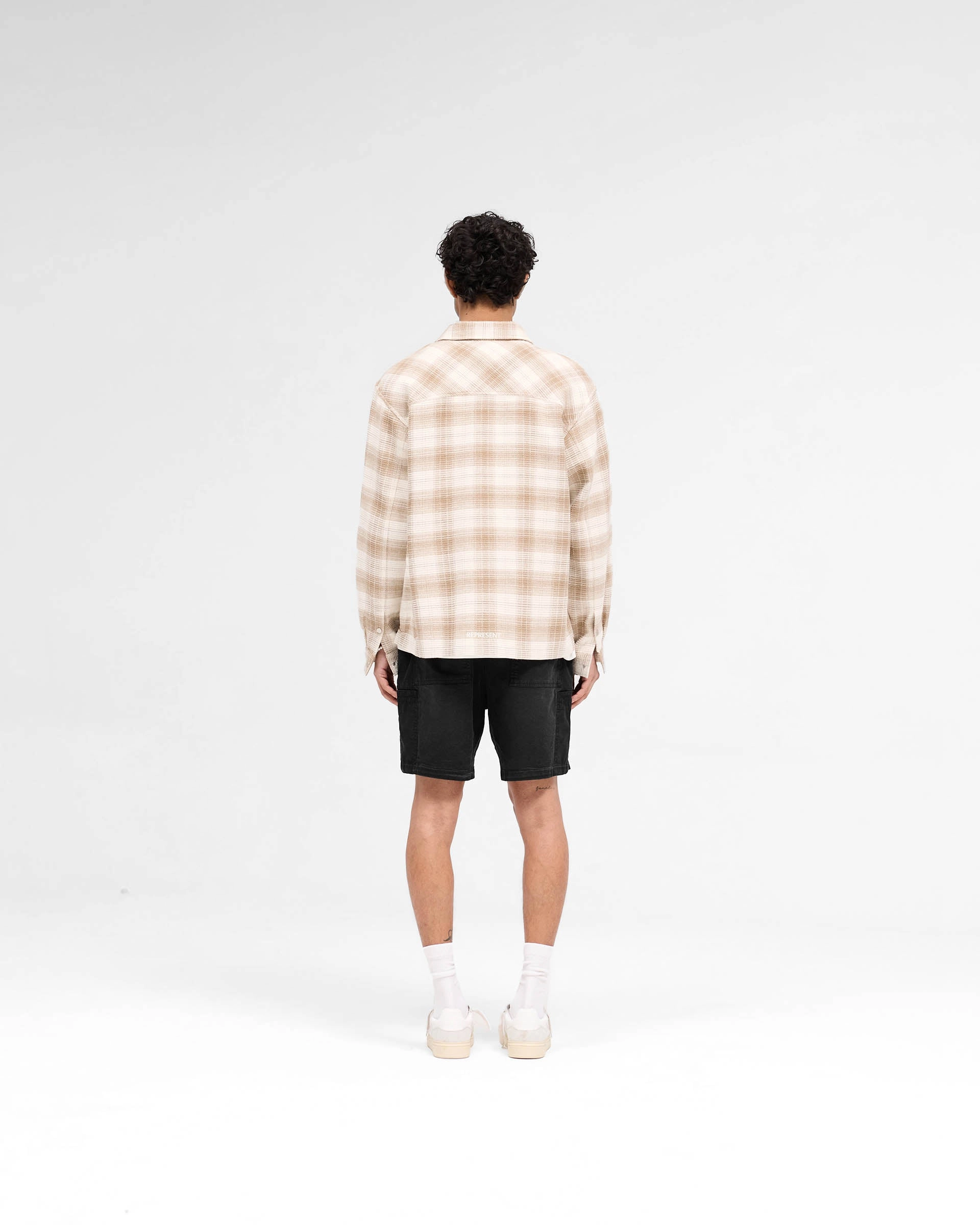 Season Cargo Short - Jet Black