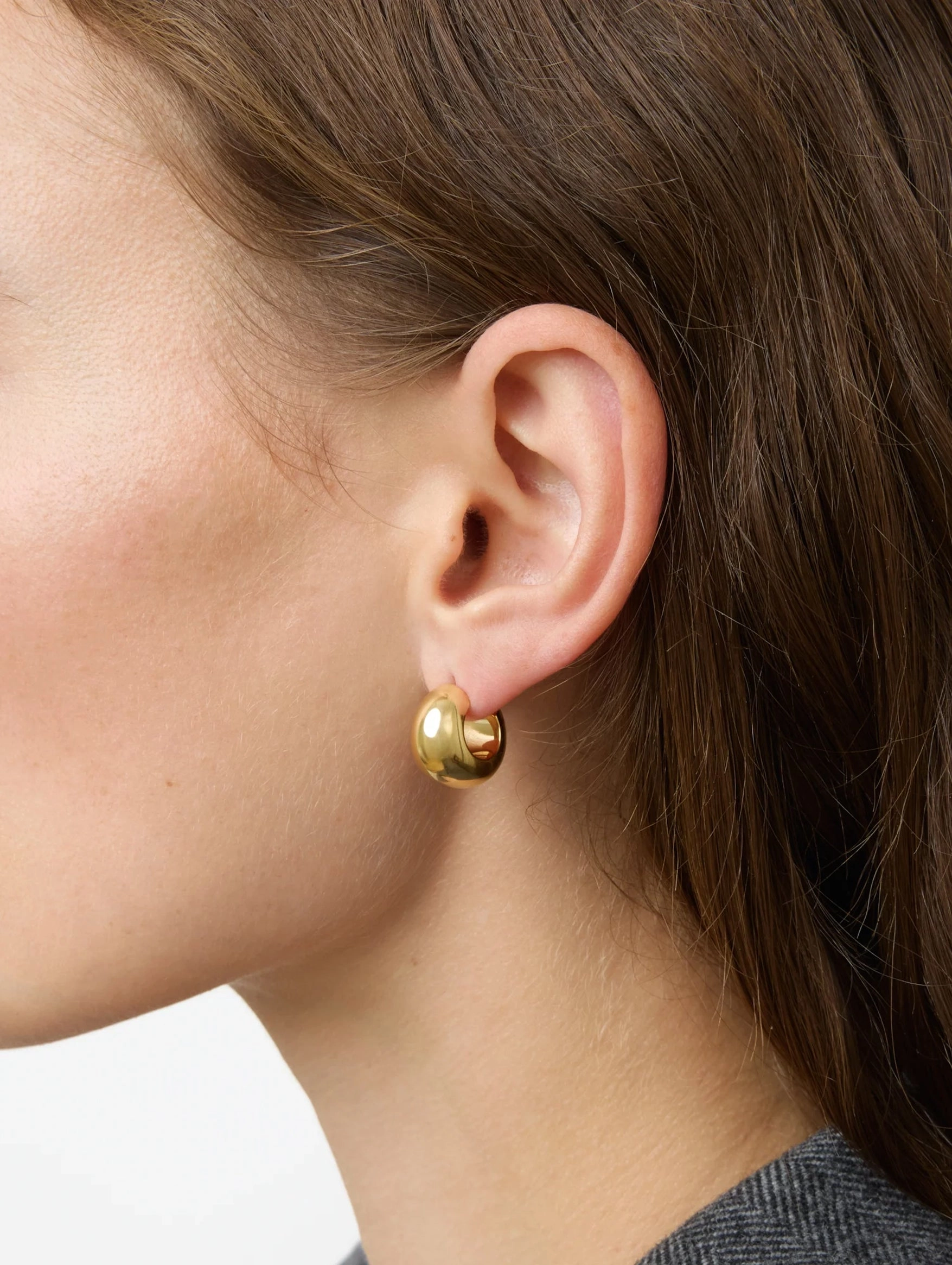 The Simone Earrings in Gold