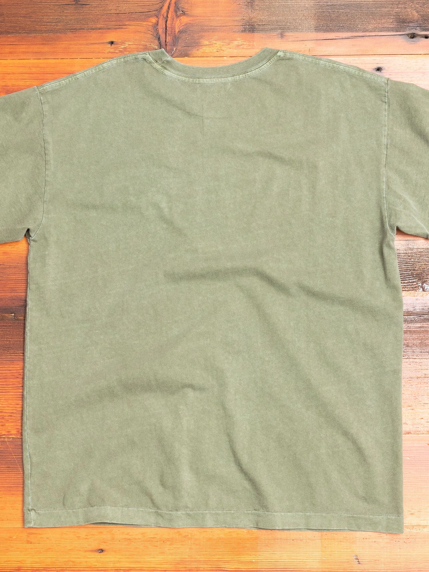 University T-Shirt in Moss