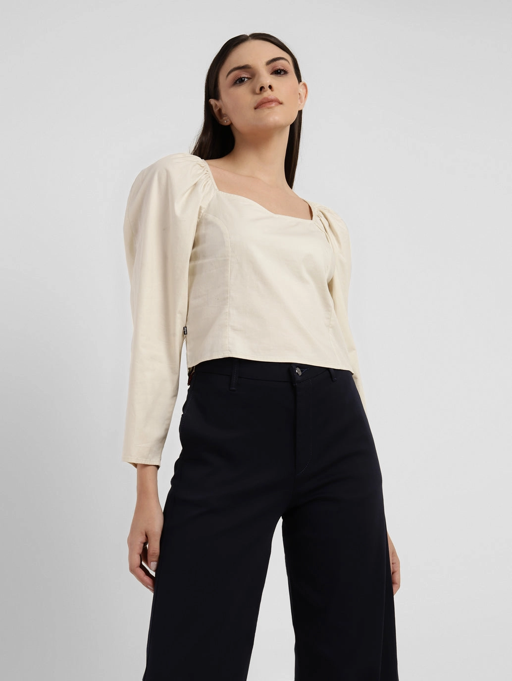Women's Solid Sweet Heart Neck Top