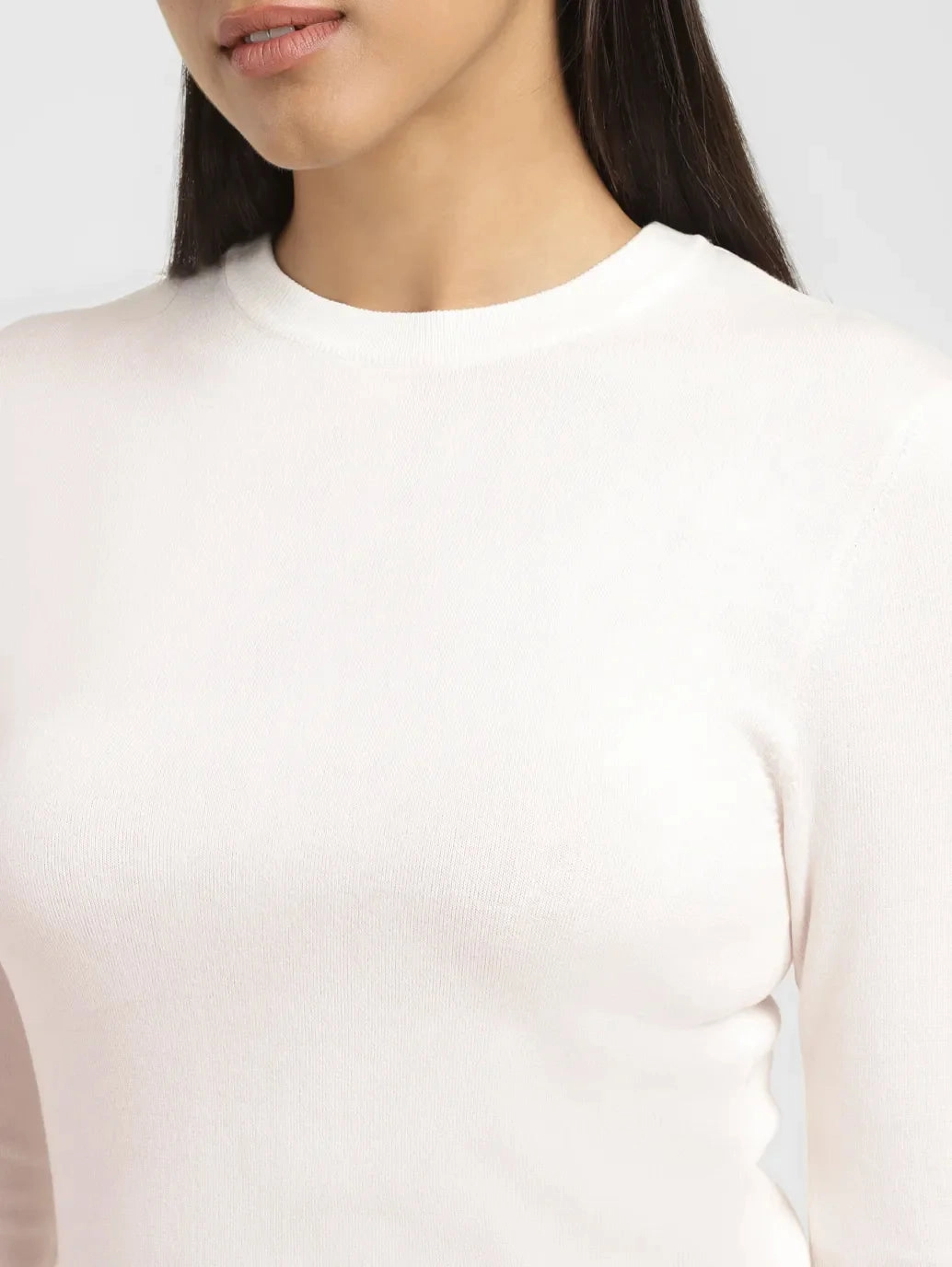 Women's Solid White Crew Neck Sweater