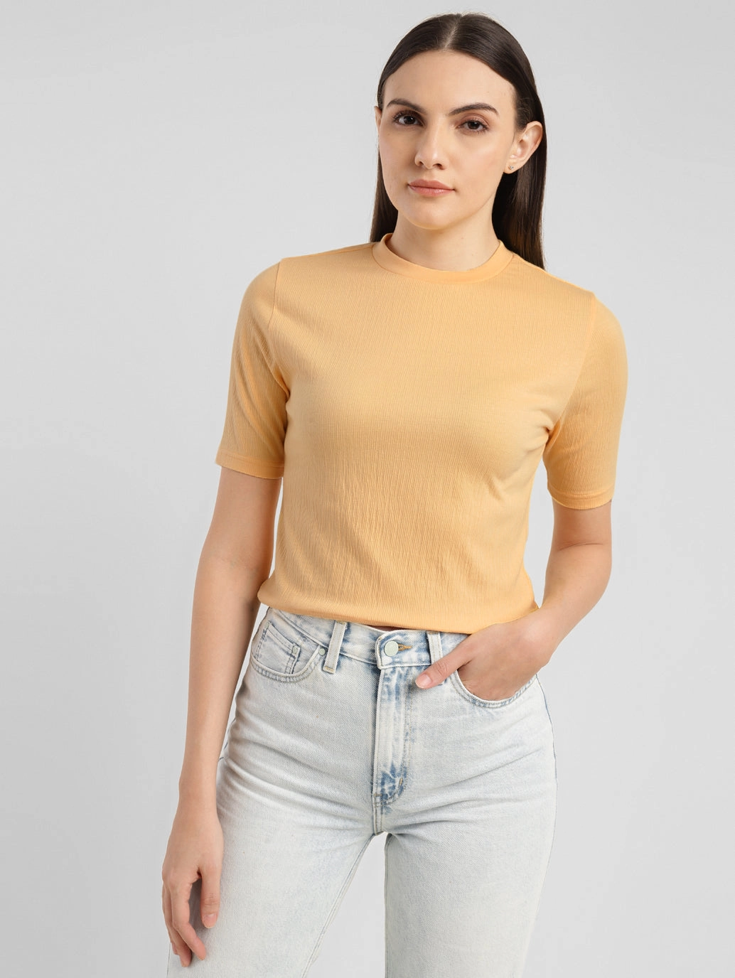 Women's Textured Crew Neck Cropped T-shirt