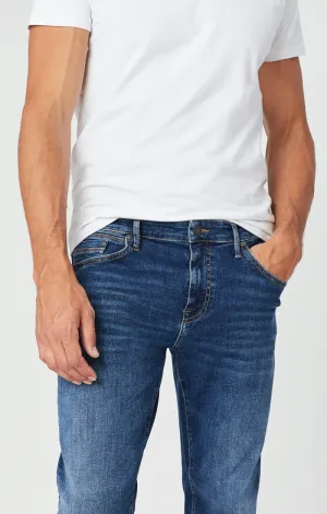 ZACH STRAIGHT LEG JEANS IN MID BLUE ORGANIC MOVE